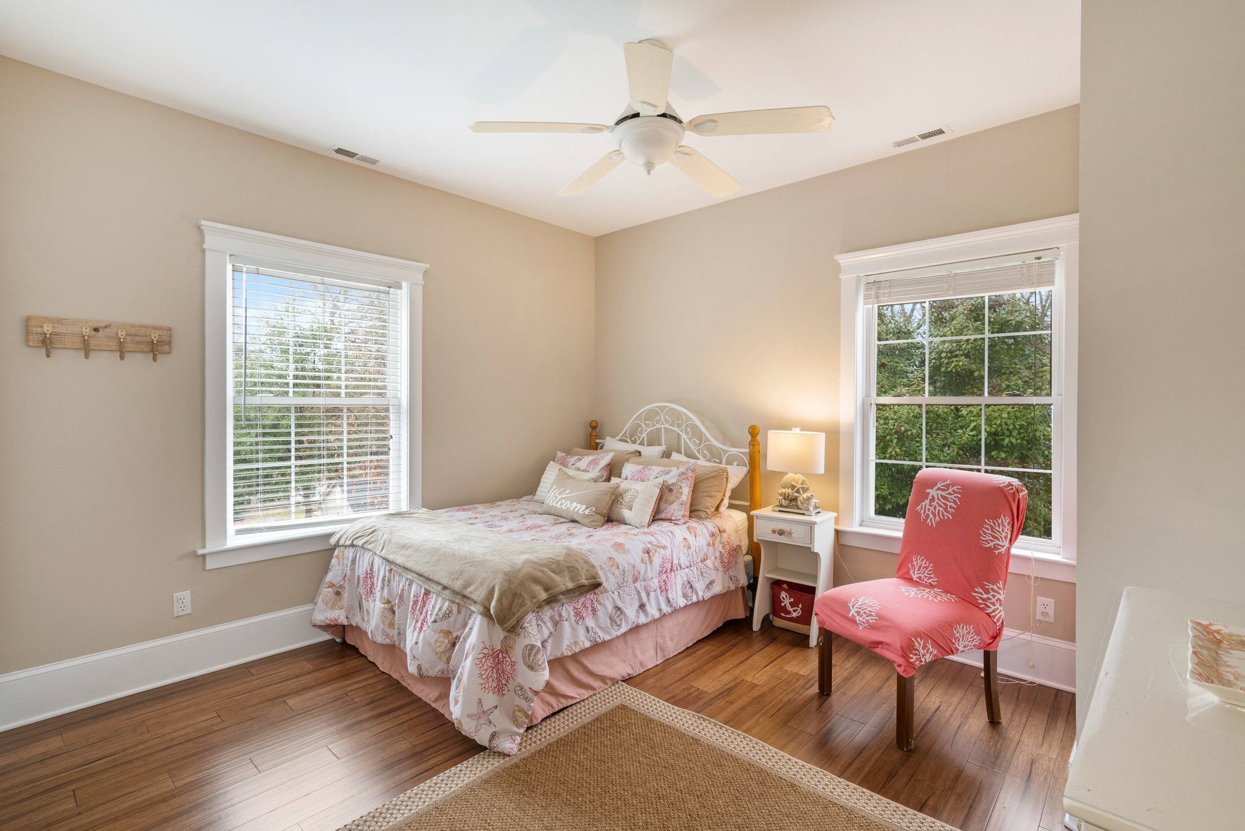 Coral guest room